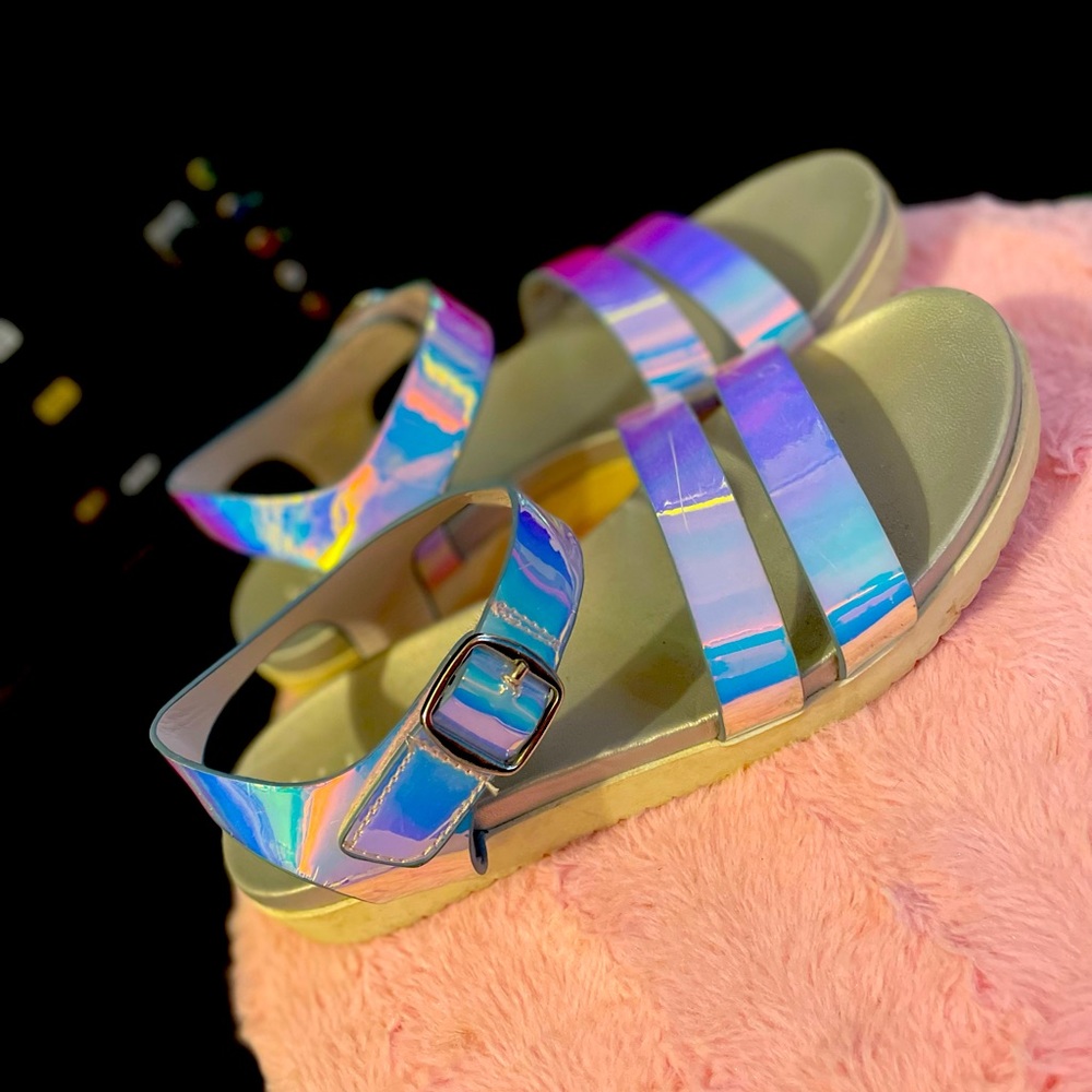 Girls sandals